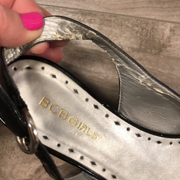 🔥🔥BCBG Patent Leather Wedges - Picture 10 of 11
